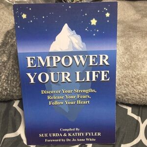 Empower Your Life - Blue Motivational Book